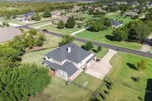 2757 Oakwood Dr, Celina, TX 75009 - Photo 1