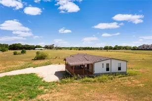 5989 Edgewood Pl, Little Elm, TX 75068 - Photo 3