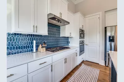 2114 Wenge Lane, Dallas, TX 75219 - Photo 9