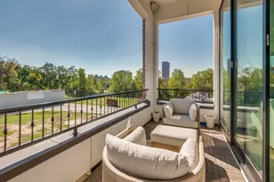 2114 Wenge Ln, Dallas, TX 75219 - Photo 19