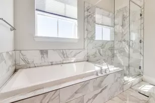 2114 Wenge Ln, Dallas, TX 75219 - Photo 15