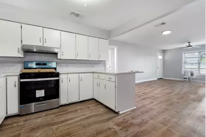 1906 N Main Street, Weatherford, TX 76085 - Photo 1