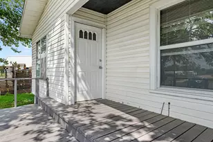 1906 N Main St, Weatherford, TX 76085 - Photo 3