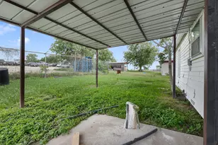 1906 N Main St, Weatherford, TX 76085 - Photo 15