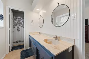 551 Sandgate Dr, Burleson, TX 76028 - Photo 9