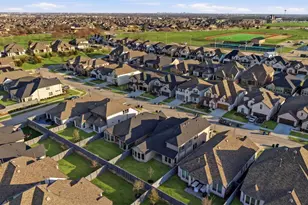 537 Oakmoss St, Little Elm, TX 76227 - Photo 31