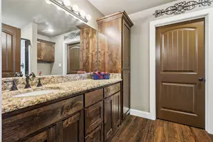 500 W Willow St, Sanger, TX 76266 - Photo 15