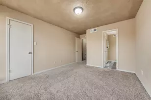 9801 Royal Ln, Dallas, TX 75231 - Photo 17
