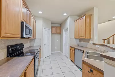 1725 Brookview Drive, Carrollton, TX 75007 - Photo 5