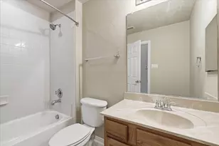 1725 Brookview Dr, Carrollton, TX 75007 - Photo 13
