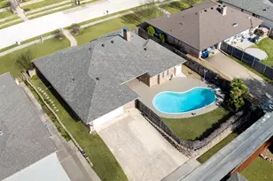 2817 Club Meadow Dr, Garland, TX 75043 - Photo 37