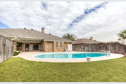 2817 Club Meadow Drive, Garland, TX 75043 - Photo 27