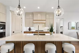 1000 Beginnings Dr, Granbury, TX 76049 - Photo 15