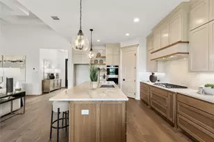 1000 Beginnings Dr, Granbury, TX 76049 - Photo 13