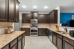 2529 Spring Meadow Dr, Denton, TX 76209 - Photo 5