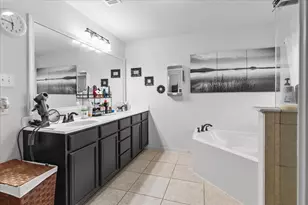 2529 Spring Meadow Dr, Denton, TX 76209 - Photo 19