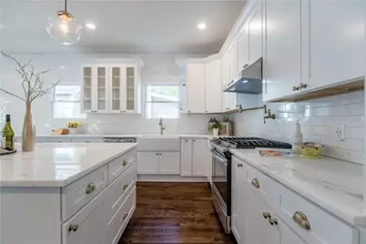 4706 Junius Street, Dallas, TX 75246 - Photo 9