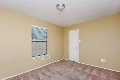 645 Lemon Drive, Arlington, TX 76018 - Photo 13