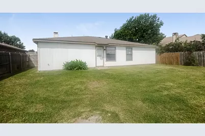 645 Lemon Drive, Arlington, TX 76018 - Photo 15