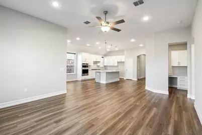 2720 Southampton Drive, McKinney, TX 75071 - Photo 3