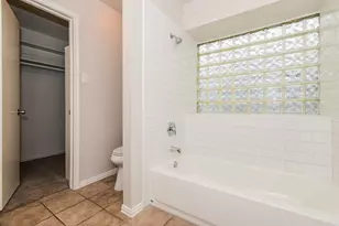 3613 Dorchester Dr, Rowlett, TX 75088 - Photo 11