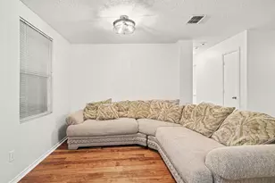 1214 April Showers Ln, Lancaster, TX 75134 - Photo 5