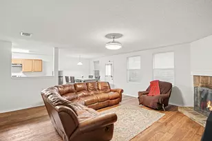 1214 April Showers Ln, Lancaster, TX 75134 - Photo 7