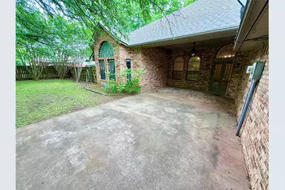 2103 Pecan Street, Bonham, TX 75418 - Photo 25