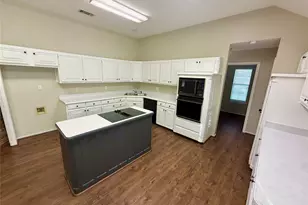 2103 Pecan St, Bonham, TX 75418 - Photo 9