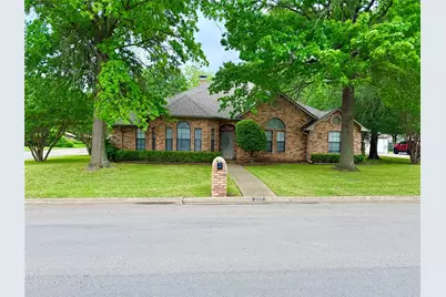 2103 Pecan Street, Bonham, TX 75418 - Photo 1