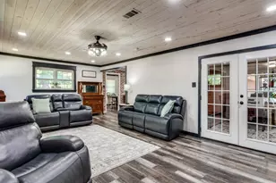 2316 Carten St, Fort Worth, TX 76112 - Photo 3