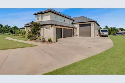 125 Kyle Court, Lewisville, TX 75077 - Photo 3