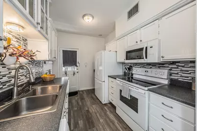 4415 Bellaire Drive S #203S, Benbrook, TX 76109 - Photo 7