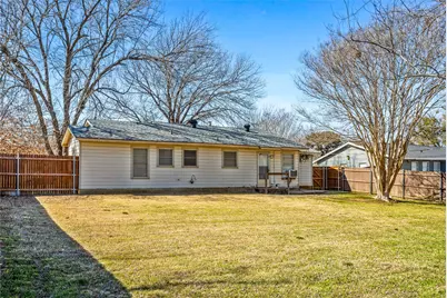 409 Hillcrest Street, Mansfield, TX 76063 - Photo 5