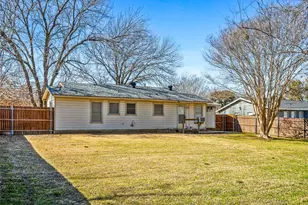 409 Hillcrest St, Mansfield, TX 76063 - Photo 5