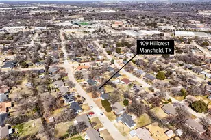 409 Hillcrest St, Mansfield, TX 76063 - Photo 9