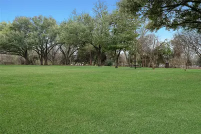 18403 Gibbons Drive, Dallas, TX 75287 - Photo 35