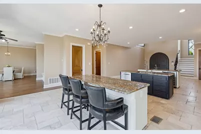 2966 Peninsula Drive, Grapevine, TX 76051 - Photo 7