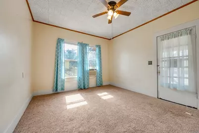 1101 S Locust Street, Clarksville, TX 75426 - Photo 11