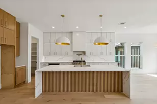 2656 Leta Mae Ln, Dallas, TX 75234 - Photo 3