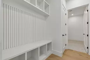 2656 Leta Mae Ln, Dallas, TX 75234 - Photo 27