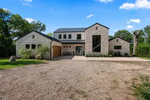 111 Sun Valley, Mabank, TX 75147 - Photo 1