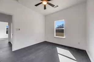 1208 Rosemary St, Greenville, TX 75401 - Photo 17