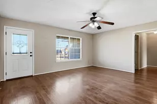 701 S College St, Celeste, TX 75423 - Photo 5