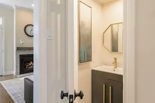 3605 Brown St, Dallas, TX 75219 - Photo 7