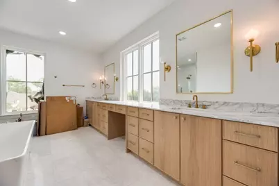 6367 McCommas Boulevard, Dallas, TX 75214 - Photo 27