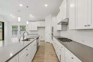 675 Cherry Bark Trl, Waxahachie, TX 75165 - Photo 5