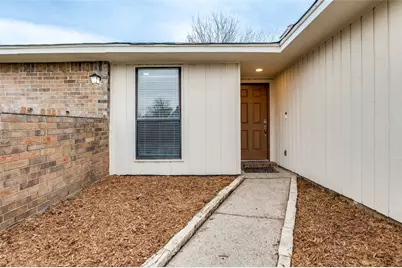 2673 Carrington Lane, Grand Prairie, TX 75052 - Photo 3