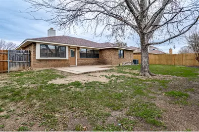 2673 Carrington Lane, Grand Prairie, TX 75052 - Photo 25