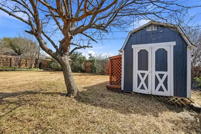 637 Cedar Ridge Lane, Burleson, TX 76028 - Photo 29